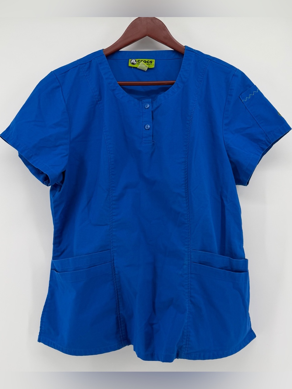 Crocs Size Medium Discontinued Medical Apparel Royal Blue Henley Scrub Top